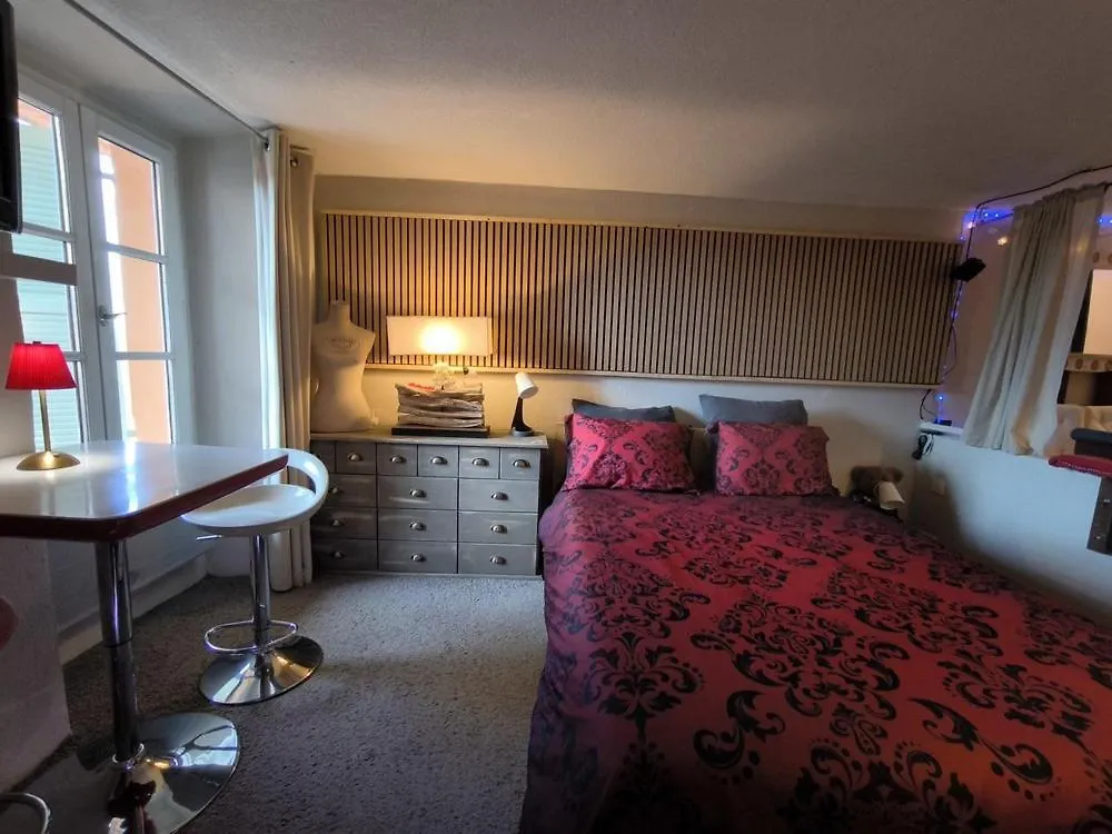 Love-Room Discret 40 M2 Bormes Les Mimosas Village Avec Terrasse Penzion Bormes-les-Mimosas